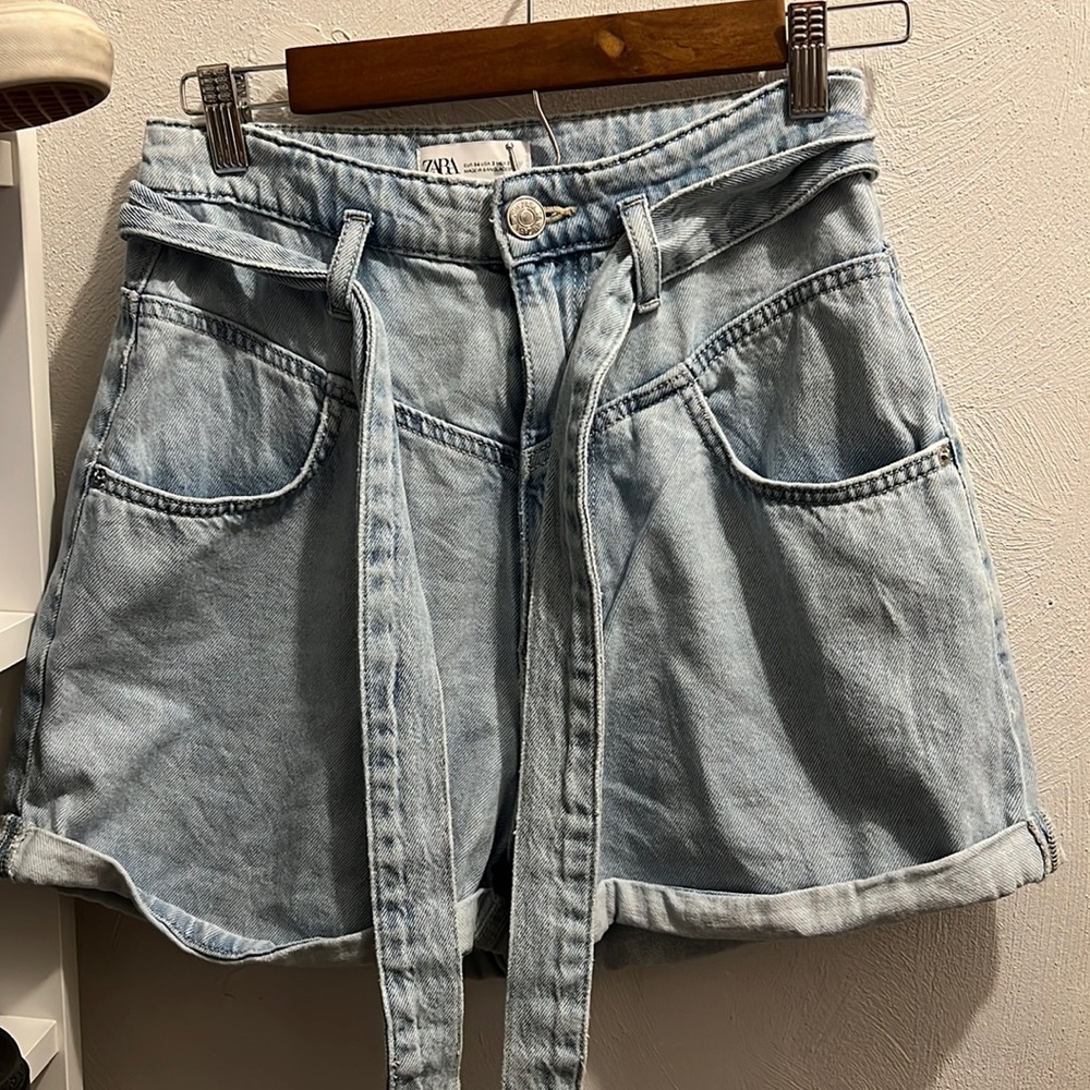 ZARA shorts 🌼